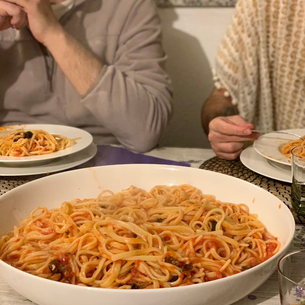 pasta al sugo di olive